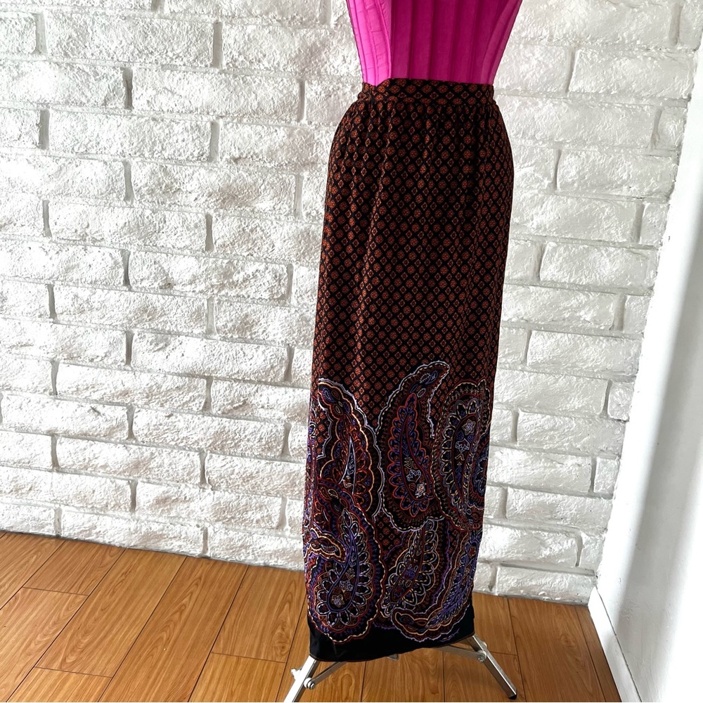 Saks Fifth Avenue Wrap Around Skirt Large - Picture 5 of 9